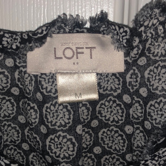 Ann Taylor LOFT Black and White Patterned Top Summer - Picture 5 of 5